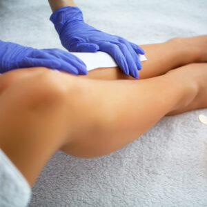 Epilation Femme : 1/2 jambes + Aisselles + Maillot échancré